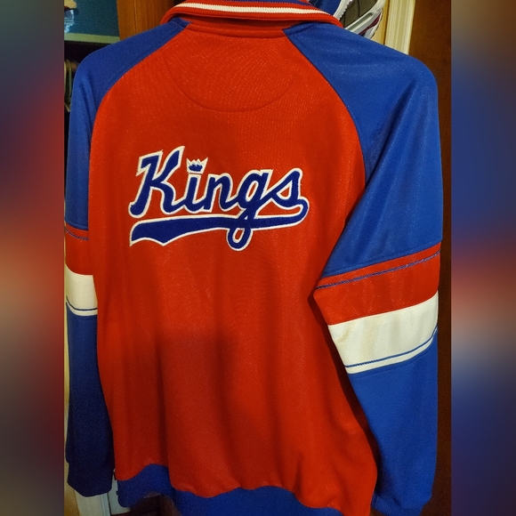 Throwback NBA Jacket Reebok - Picture 2 of 3